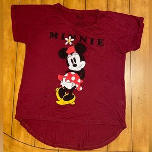 Disney Minnie Mouse maroon t shirt, size large, cuffed sleeves, high low cut